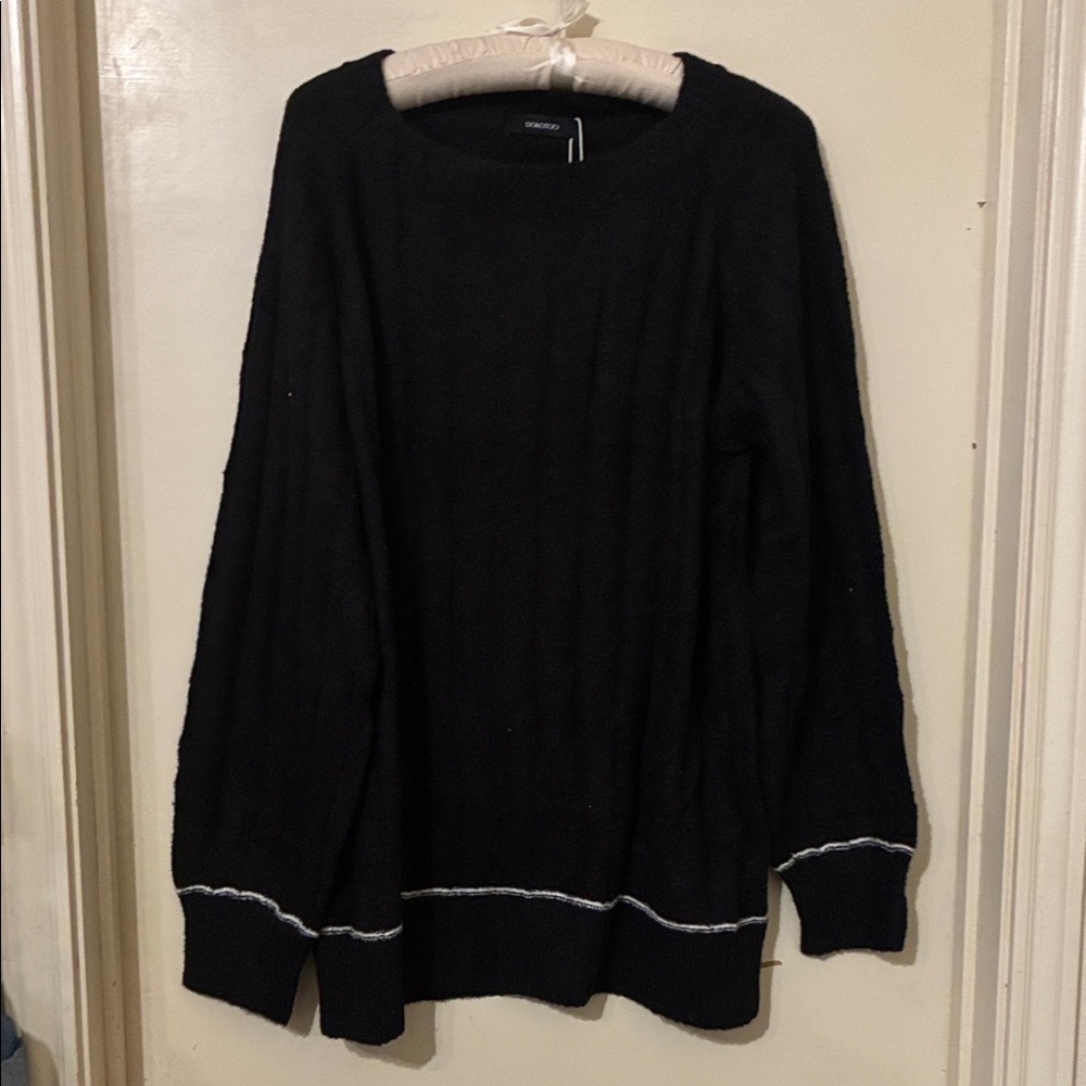 NWT Women's Black Oversized Sweater with White Trim size Medium
